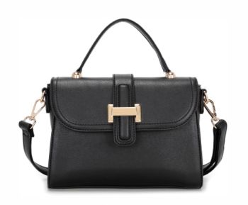 EN1765 BK CROSBODY BAG