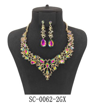 SC-0062-2GX GREEN CR NECKLACE SET