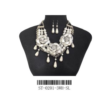 ST-0201-2WH-SL PEARL NECKLACE GD SET