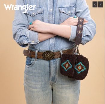 WG263-W077CF Wrangler Sherpa Embroidered Aztec Dual Pouch Wristlet