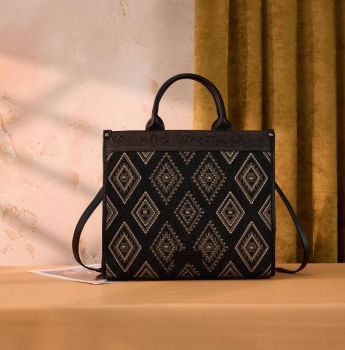 WG435-8119BK Wrangler Aztec Studded Denim Tote & Crossbody Bag