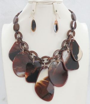 YNE5645BR GOLD BLACK NECKLACE SET